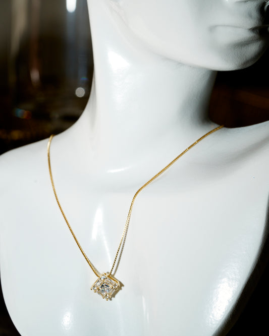 SD Diamond Gold Coordinates Pendant with Necklace